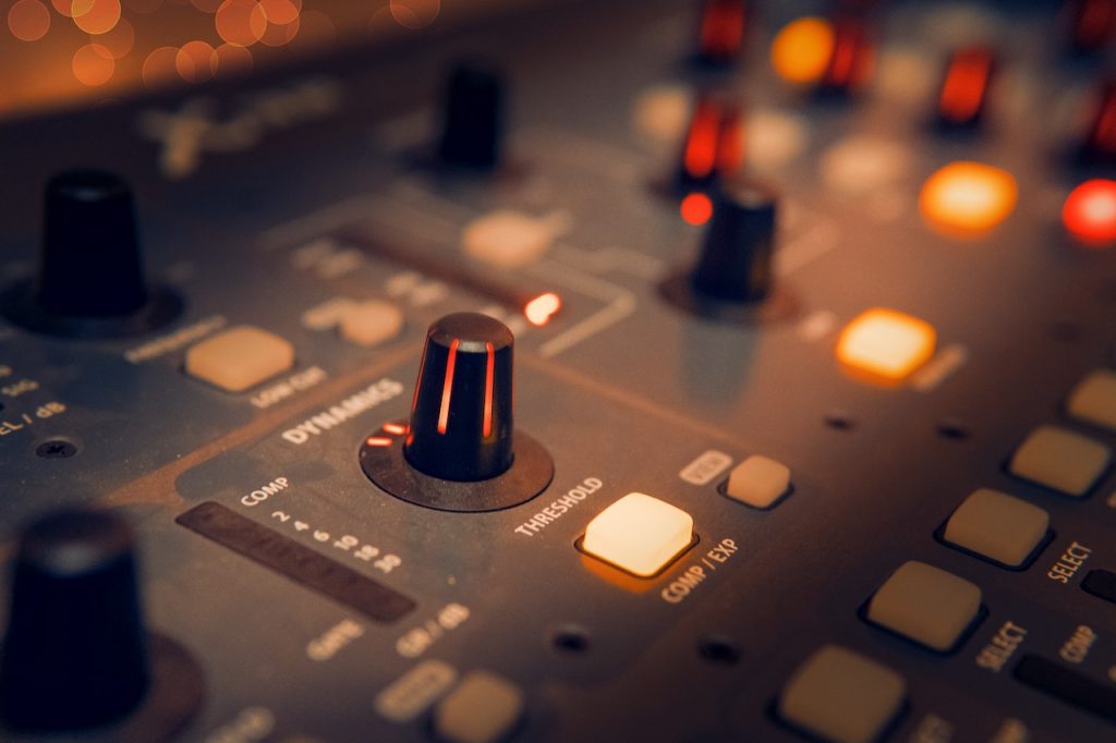 Platen die radiogolven tegenhouden